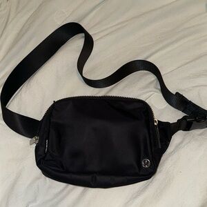 Lululemon belt Bag